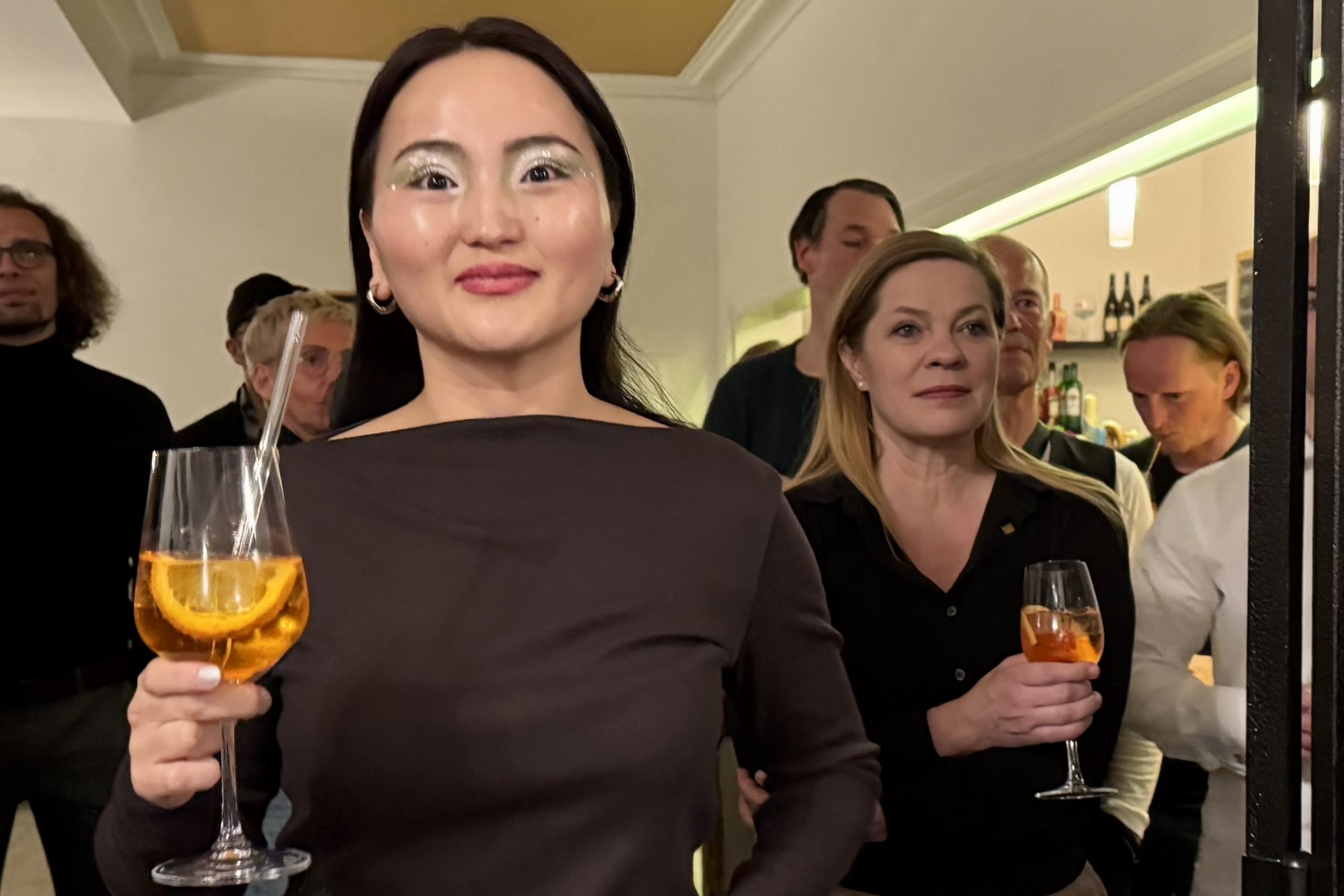 Munkhtsetseg Gantumur li, Juschka Spitzer re Munkhtsetseg Gantumur